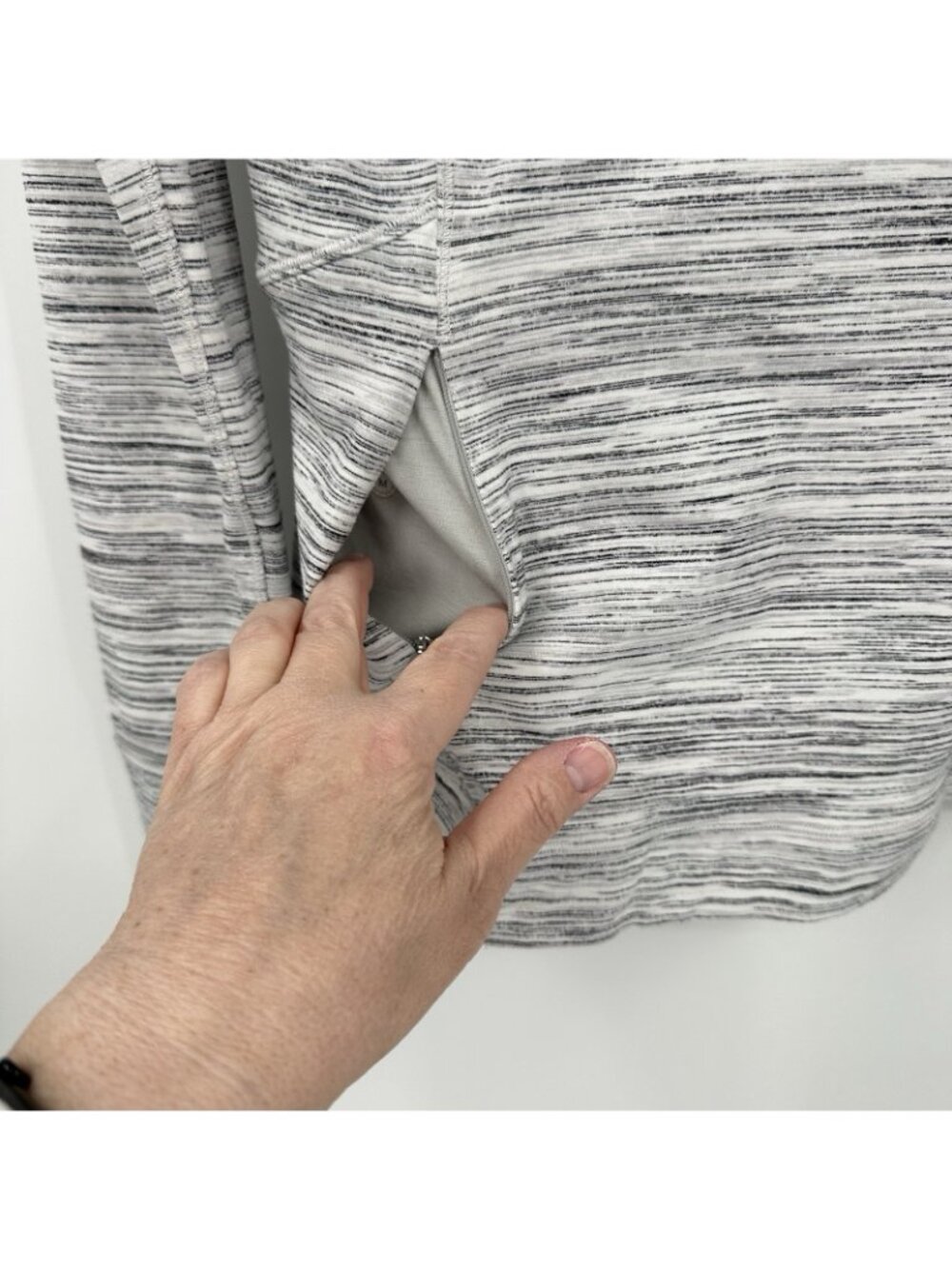 Lululemon Close to Crossing Long Sleeve MEDIUM space dye gray activewear tops - Picture 11 of 12